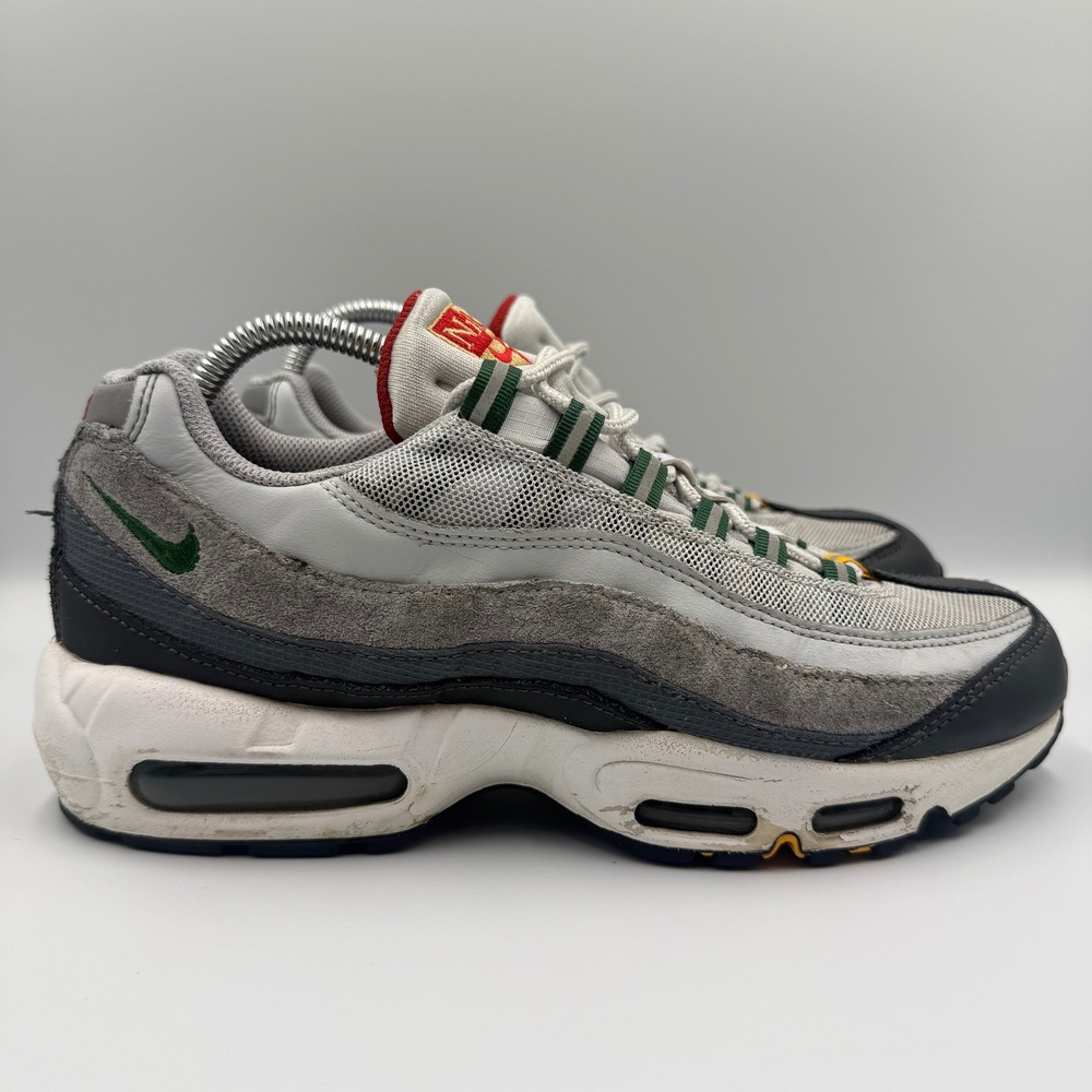 Nike Air Max 95 Men's Size 9 Grey Green Lifestyle Shoes Sneakers DM0011-002
